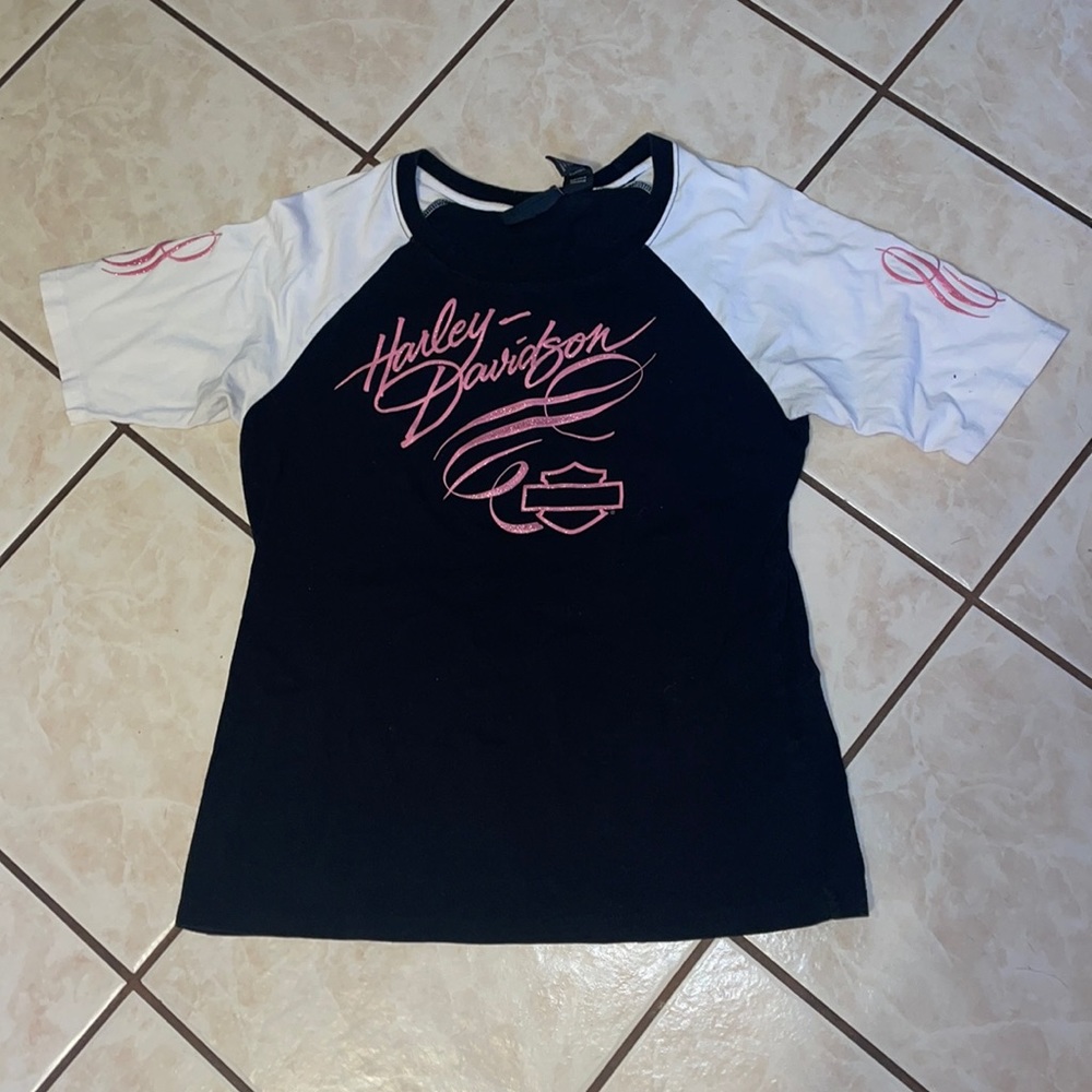 Women’s Harley Davidson shirt